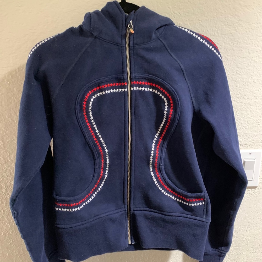 Lululemon 2010 olympic scuba hoodie size 8